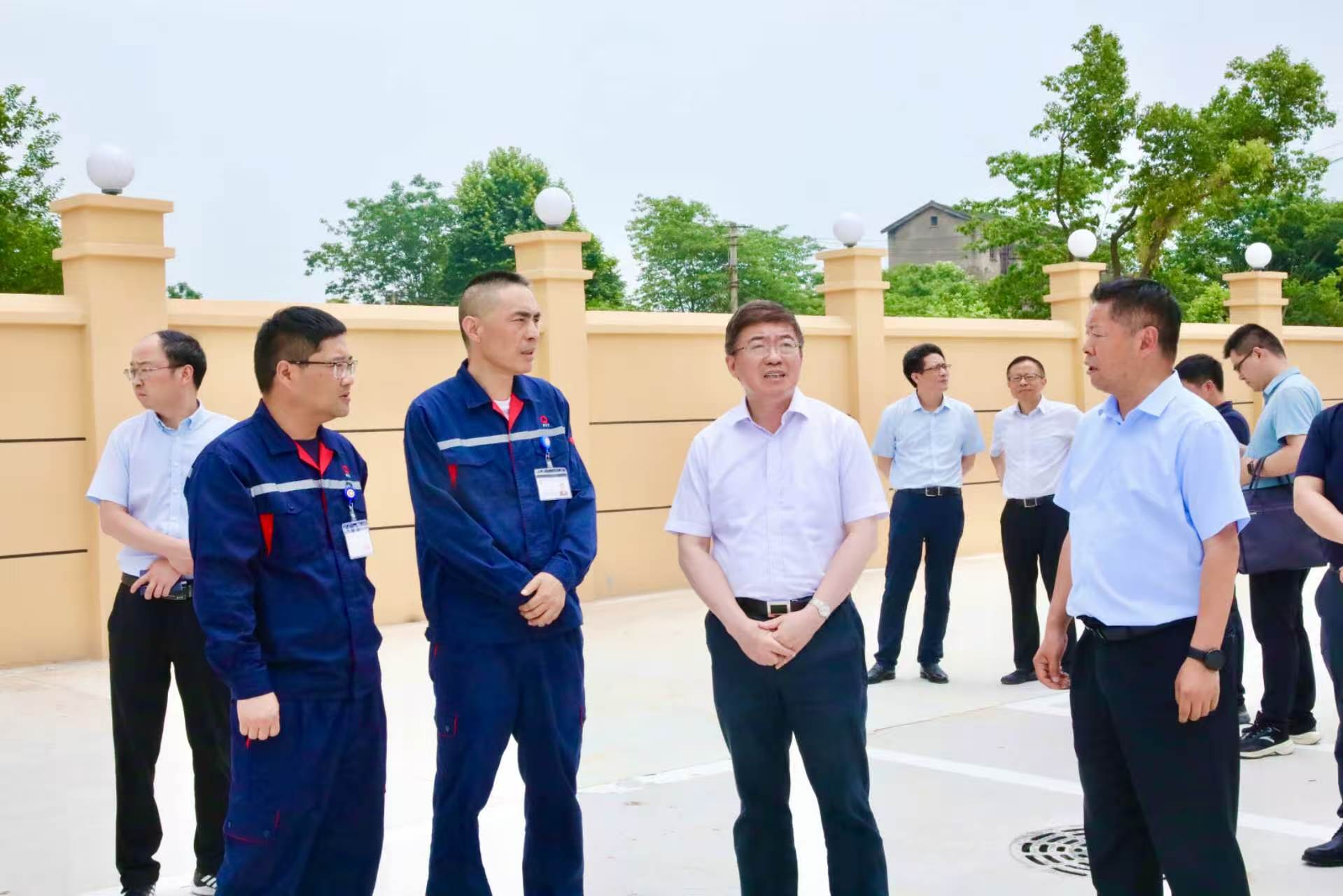 朱浩东赴东至县调研抓投资抓项目工作 深入华尔泰实地走访